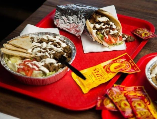 halal guys tray of food